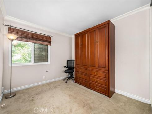 9 Badger Pass , Irvine, CA