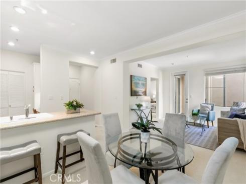 3241 Watermarke , Irvine, CA
