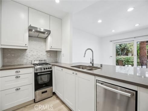 288 Tangelo , Irvine, CA