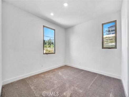 100 Whisper Rock , Irvine, CA