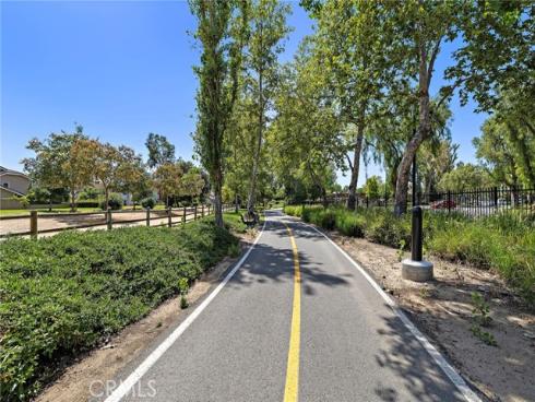 23 Mahogany , Irvine, CA