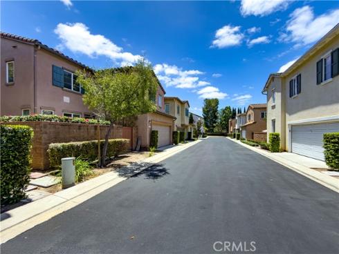 80 Wonderland , Irvine, CA