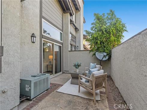 2 Evening Breeze , Irvine, CA