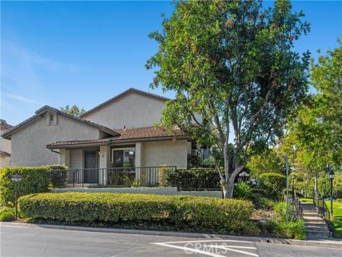 2 Evening Breeze , Irvine, CA