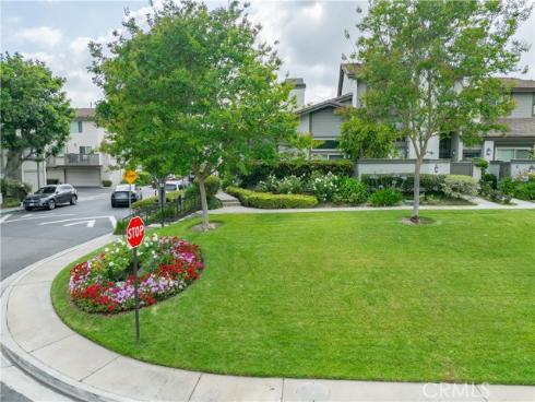 2 Evening Breeze , Irvine, CA