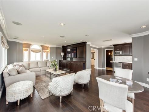 111  hillcrest   Drive, Irvine, CA