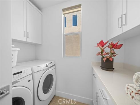 608 Chinon , Irvine, CA
