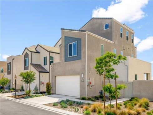 608 Chinon , Irvine, CA