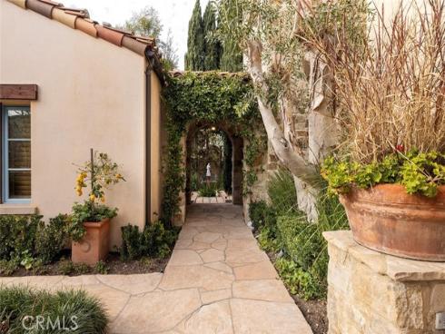 50 Copper Creek , Irvine, CA