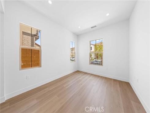 118  Sunnybank  , Irvine, CA