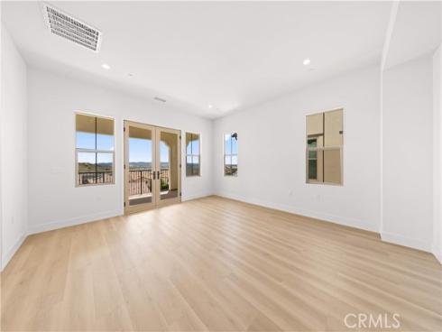 118  Sunnybank  , Irvine, CA