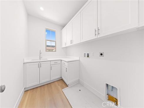 118  Sunnybank  , Irvine, CA