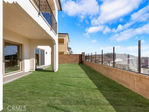 118  Sunnybank  , Irvine, CA