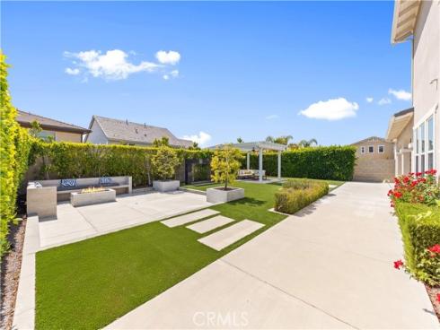 60  Harlow  , Irvine, CA