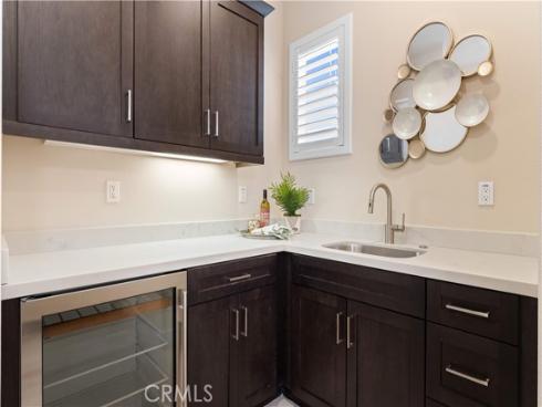 60  Harlow  , Irvine, CA