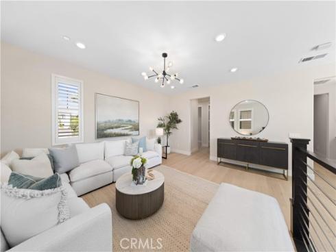 60  Harlow  , Irvine, CA