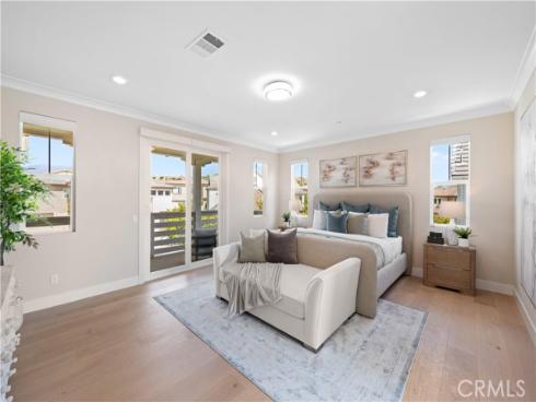 60  Harlow  , Irvine, CA