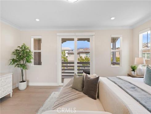 60  Harlow  , Irvine, CA