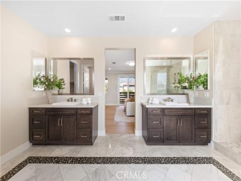 60  Harlow  , Irvine, CA