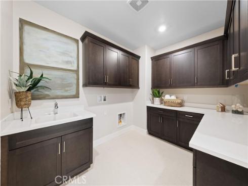 60  Harlow  , Irvine, CA