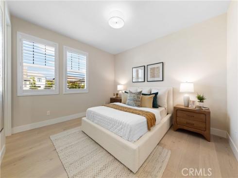 60  Harlow  , Irvine, CA