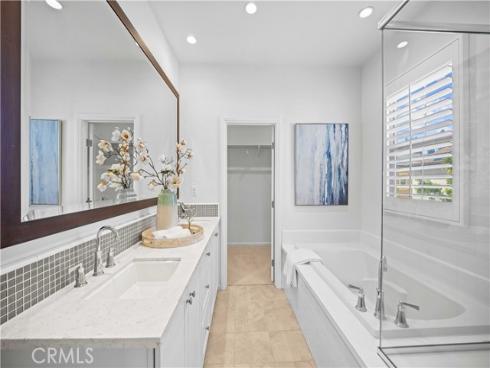 124 Gulfstream , Irvine, CA