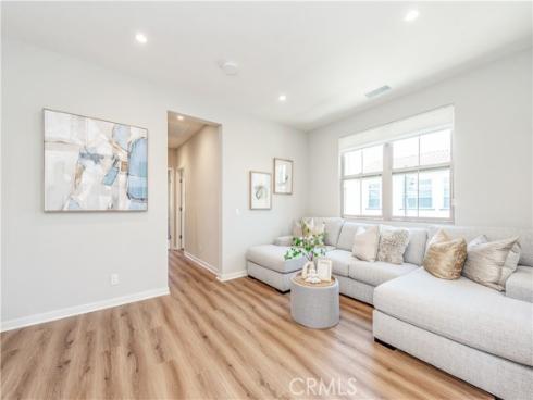 152  Sunnyside  , Irvine, CA
