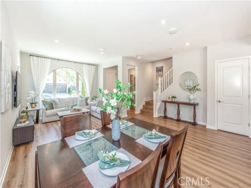 152  Sunnyside  , Irvine, CA