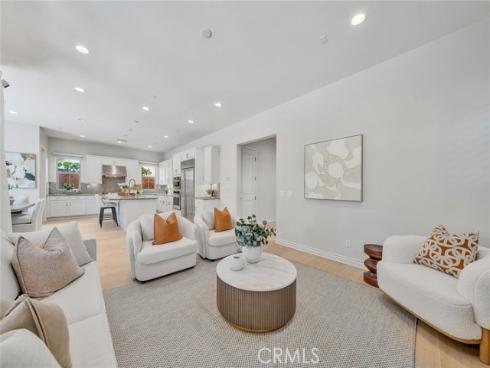 116 Cordial , Irvine, CA