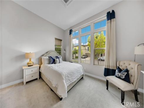 60 Dunmore , Irvine, CA