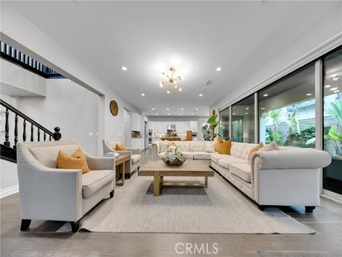 60 Dunmore , Irvine, CA