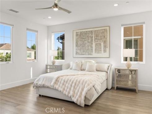 65 Glacier Valley , Irvine, CA