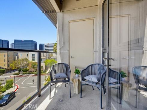 402 Rockefeller 406 , Irvine, CA