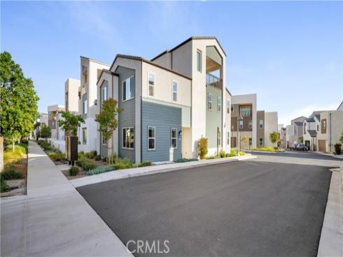 157 Sawbuck , Irvine, CA