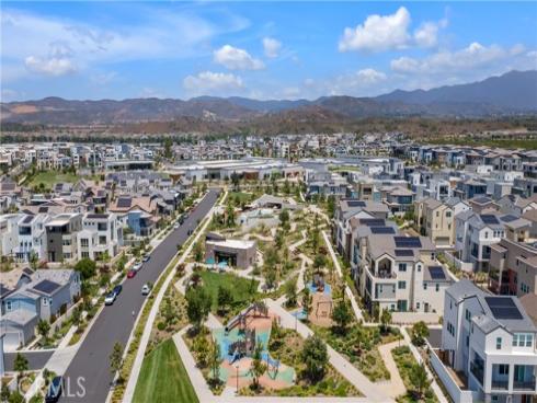 157 Sawbuck , Irvine, CA