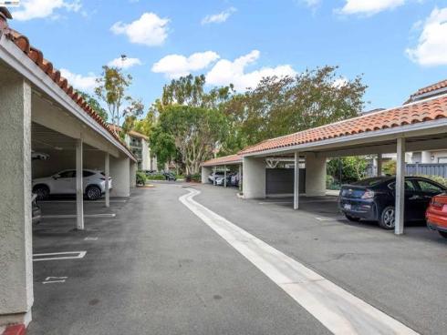 419  Tangelo  , Irvine, CA