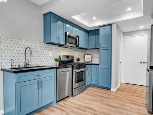 419  Tangelo  , Irvine, CA