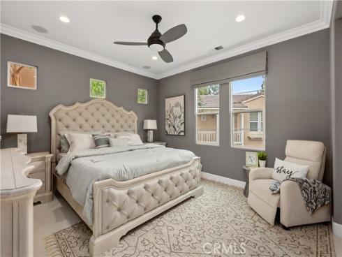 17 Canopy , Irvine, CA