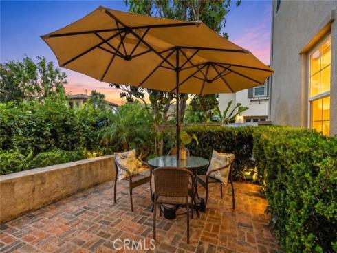 17 Canopy , Irvine, CA