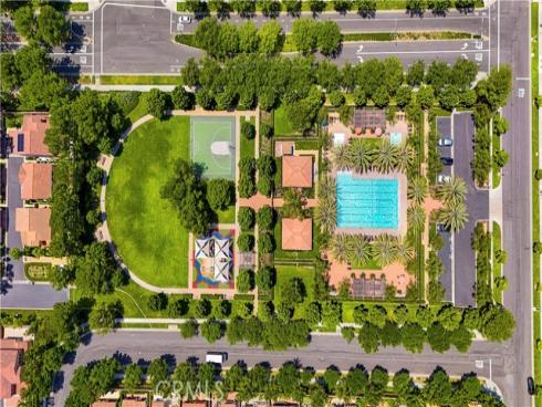 68 Gainsboro , Irvine, CA