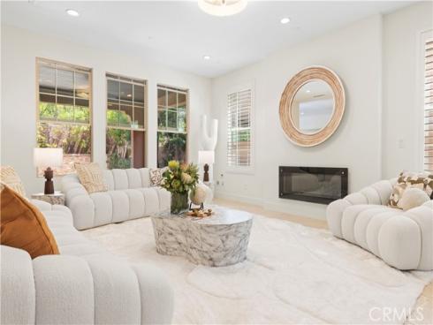 68 Gainsboro , Irvine, CA