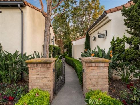 102  Chantilly  , Irvine, CA