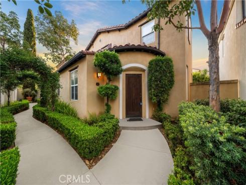 102  Chantilly  , Irvine, CA