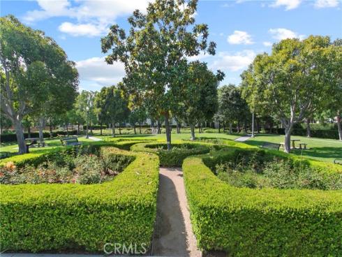 25 Carpenteria , Irvine, CA