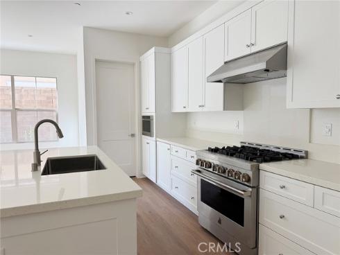 226  Maricopa  , Irvine, CA