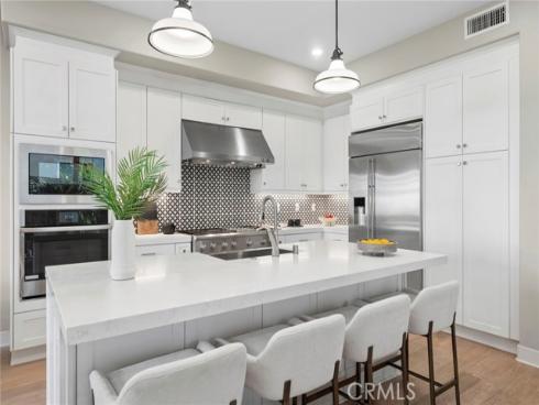 157 Crossover , Irvine, CA