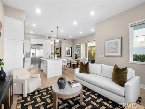157 Crossover , Irvine, CA