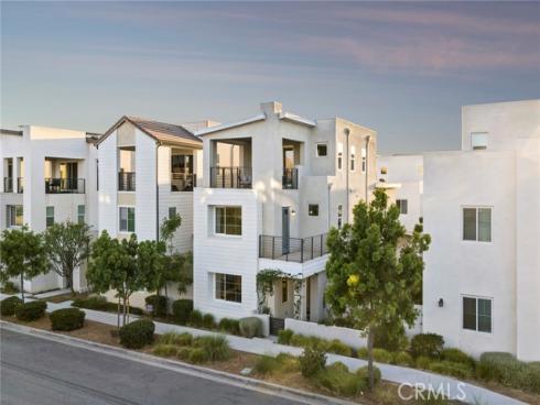 157 Crossover , Irvine, CA