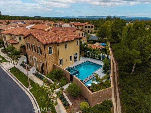 58 Riverboat , Irvine, CA