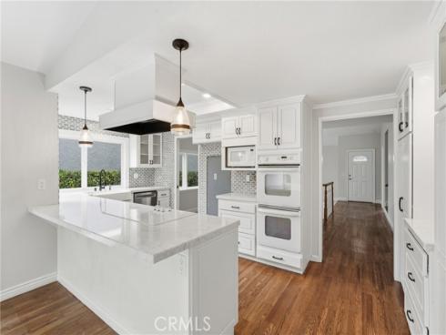 38  Golden Star  , Irvine, CA